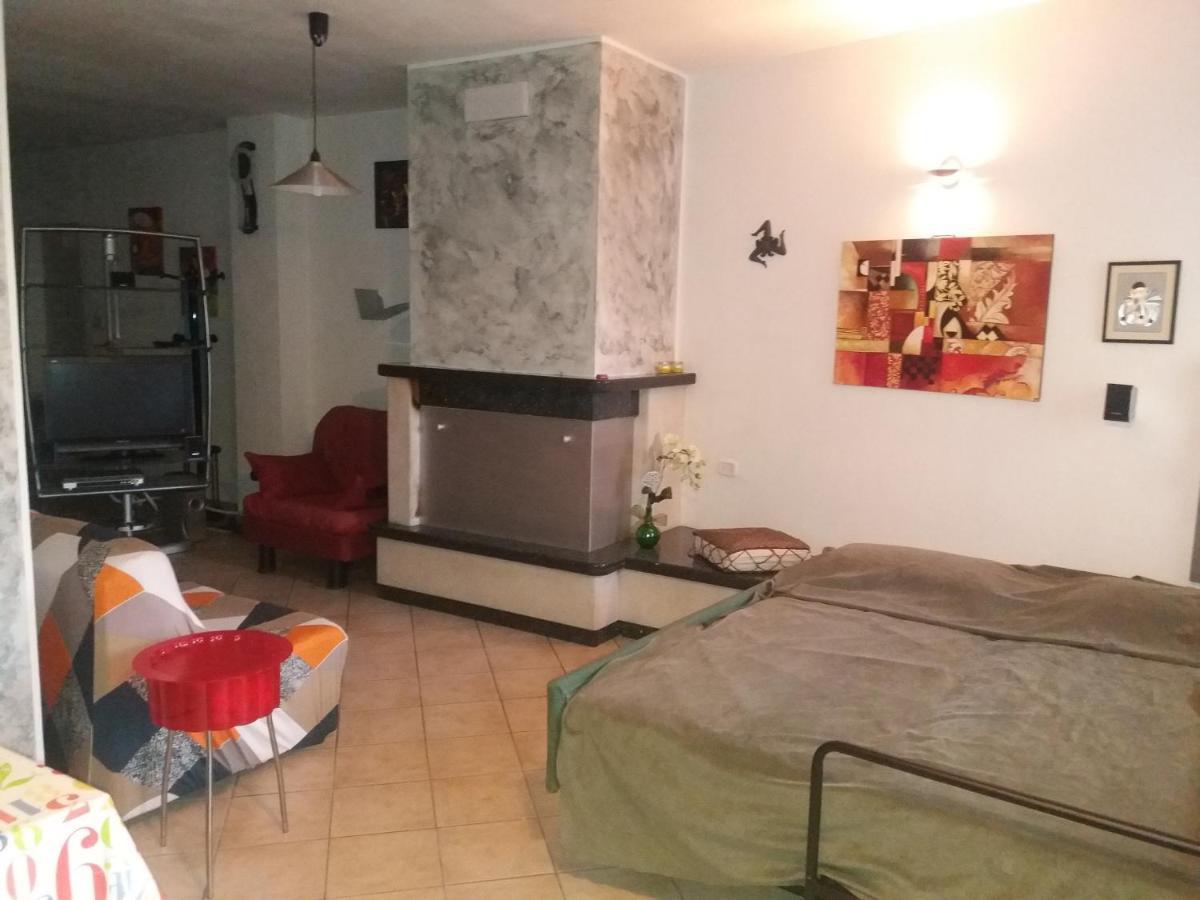 Tana Per Gli Ospiti Διαμέρισμα Τέρνι Εξωτερικό φωτογραφία