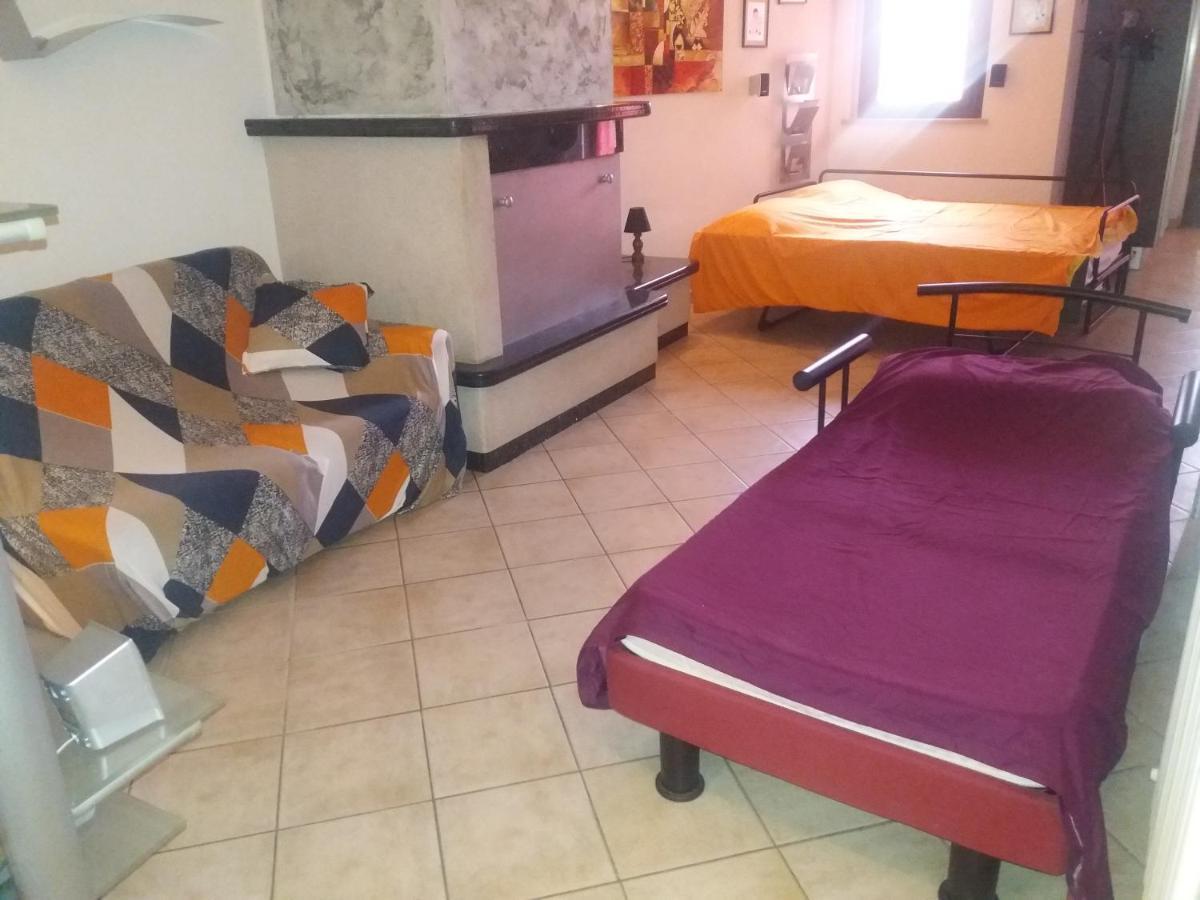 Tana Per Gli Ospiti Διαμέρισμα Τέρνι Εξωτερικό φωτογραφία