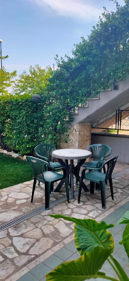 Tana Per Gli Ospiti Διαμέρισμα Τέρνι Εξωτερικό φωτογραφία